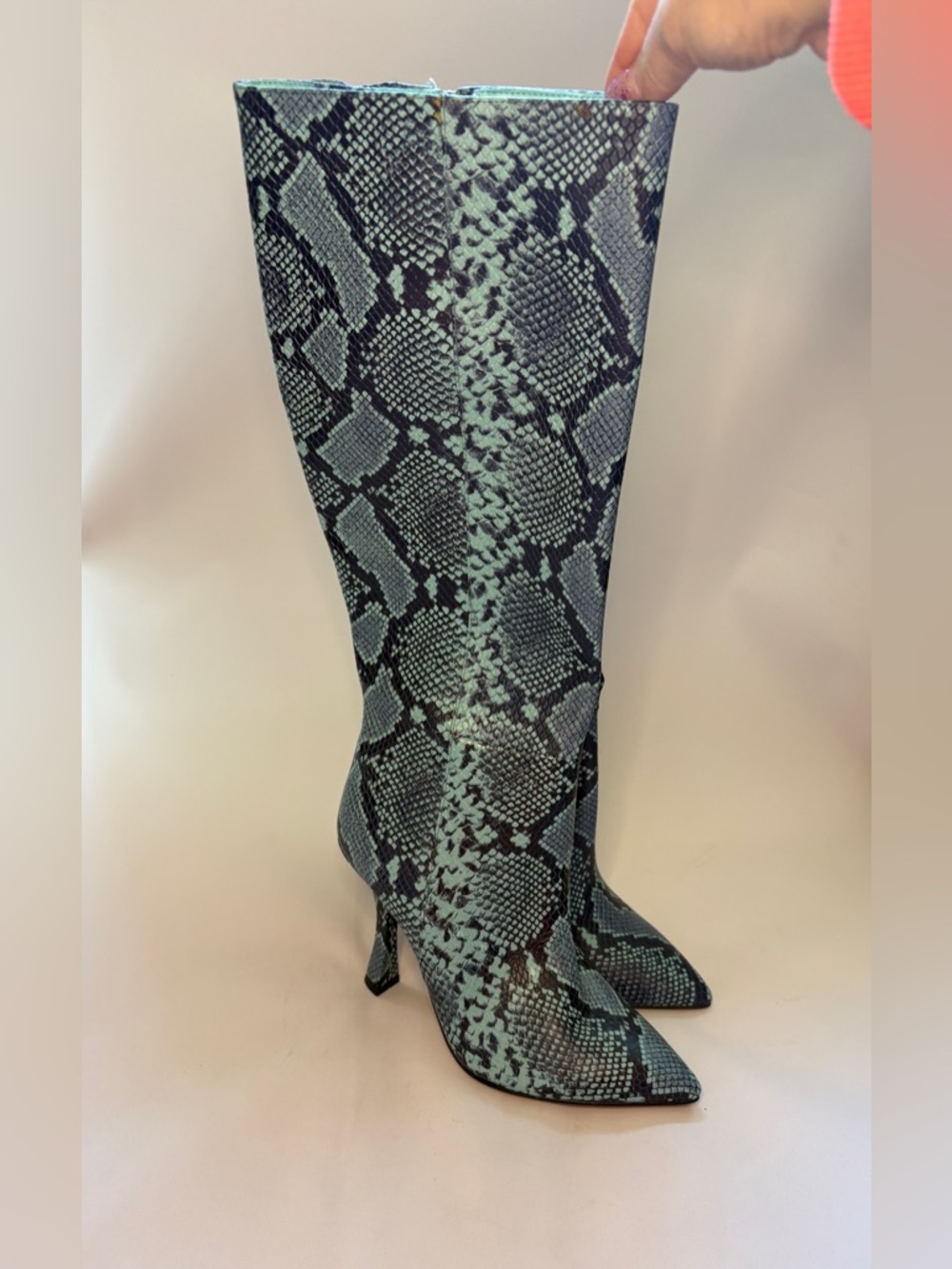 Gianni Bini Lennoxe Teal and‎ Black Snake-Print Knee Boots Size 7.5